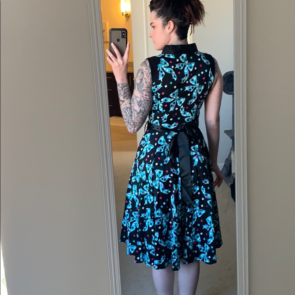 Vintage Spring Dress - Picture 2 of 5